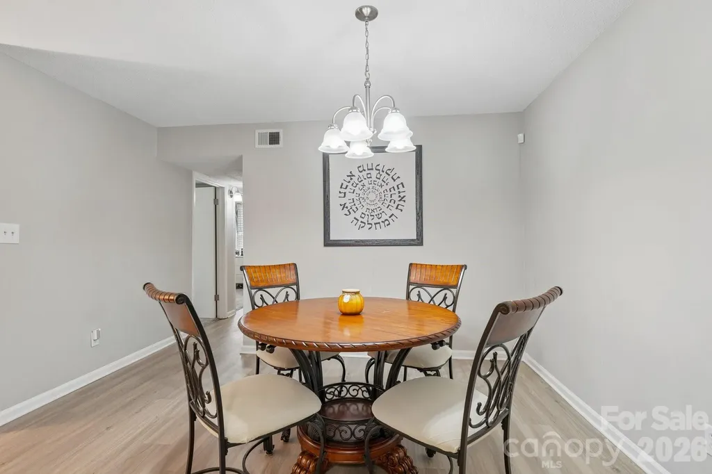 4736 Hedgemore Drive Charlotte NC 28209
