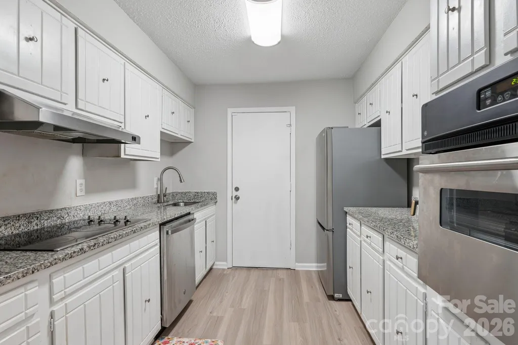 4736 Hedgemore Drive Charlotte NC 28209