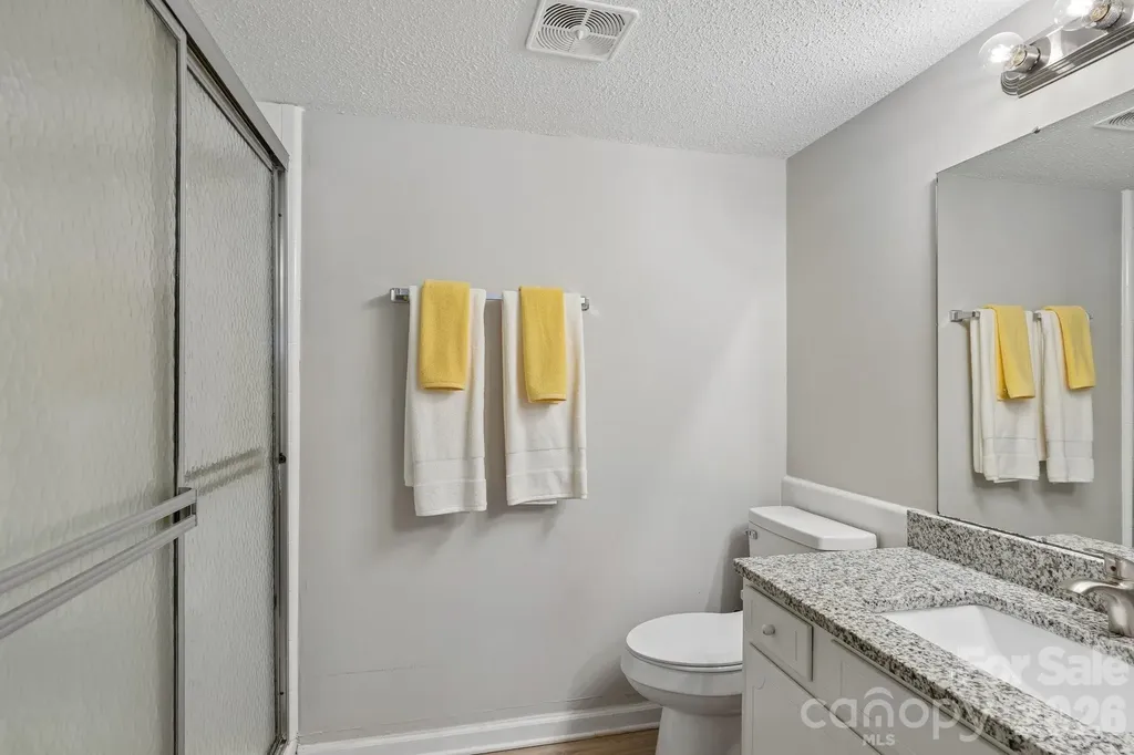 4736 Hedgemore Drive Charlotte NC 28209