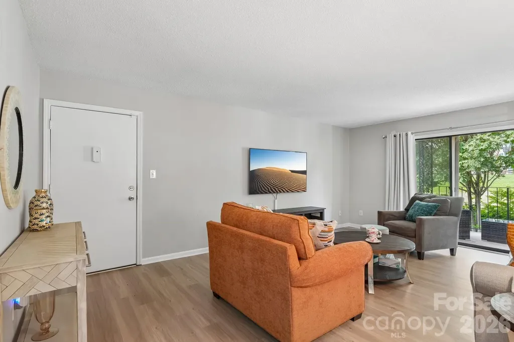 4736 Hedgemore Drive Charlotte NC 28209