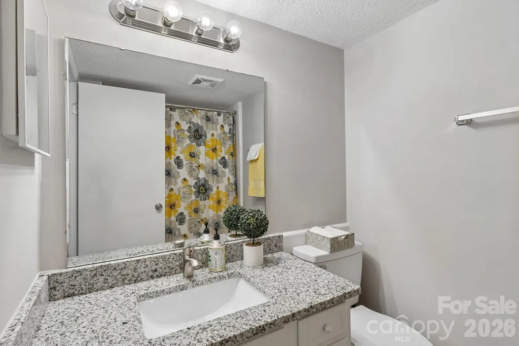 4736 Hedgemore Drive Charlotte NC 28209