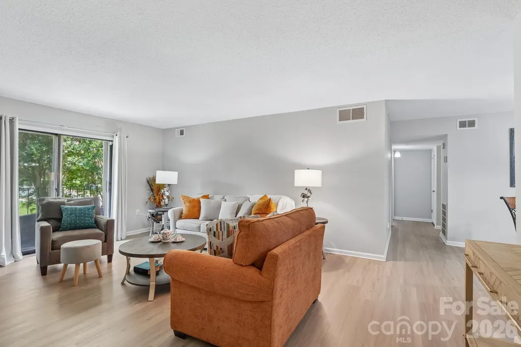 4736 Hedgemore Drive Charlotte NC 28209