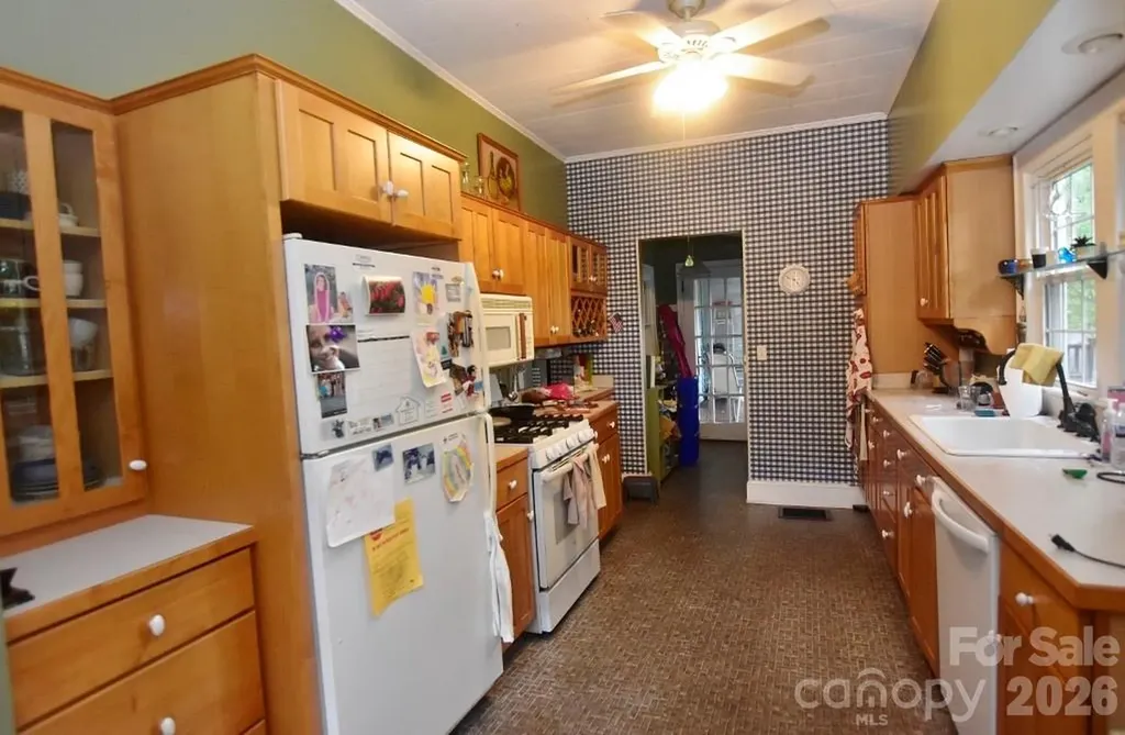 105 Silver Creek Road Morganton NC 28655
