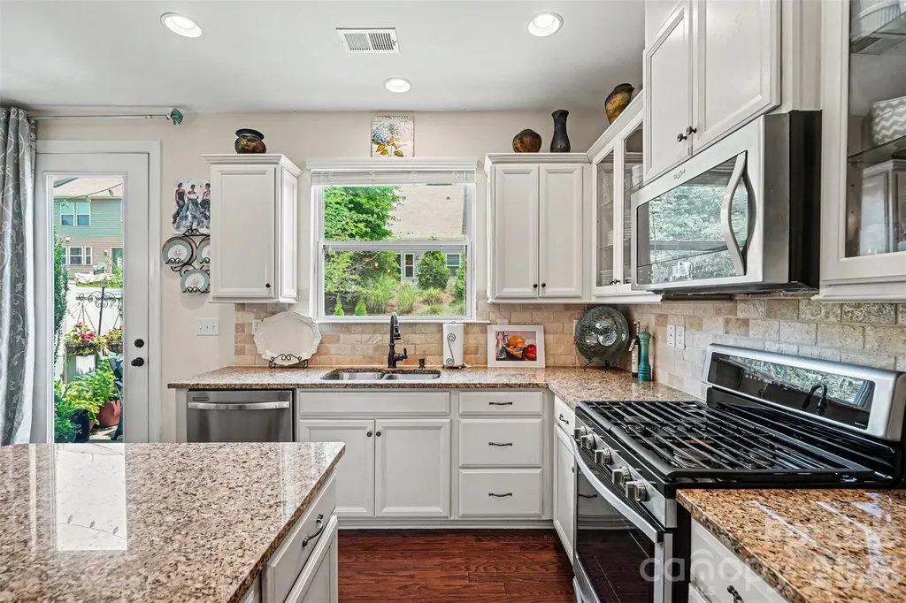 5606 Stonewells Drive Charlotte NC 28278