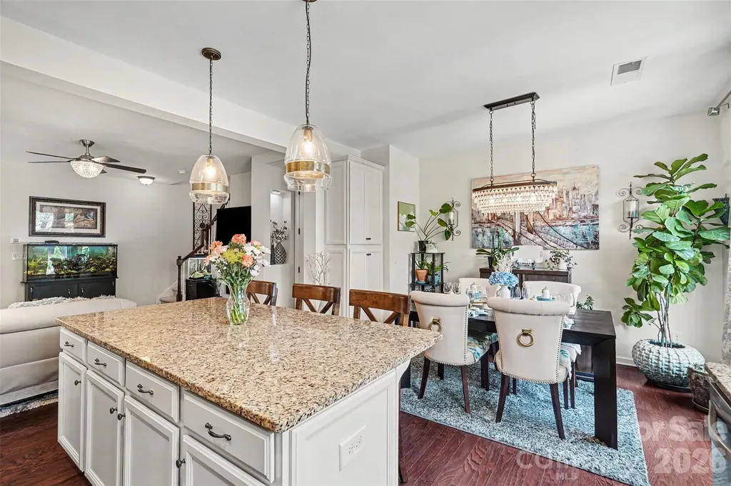 5606 Stonewells Drive Charlotte NC 28278