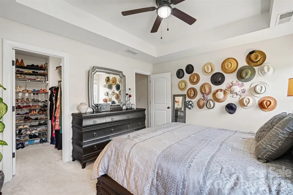 5606 Stonewells Drive Charlotte NC 28278