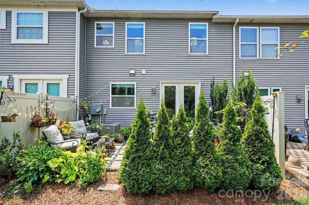 5606 Stonewells Drive Charlotte NC 28278