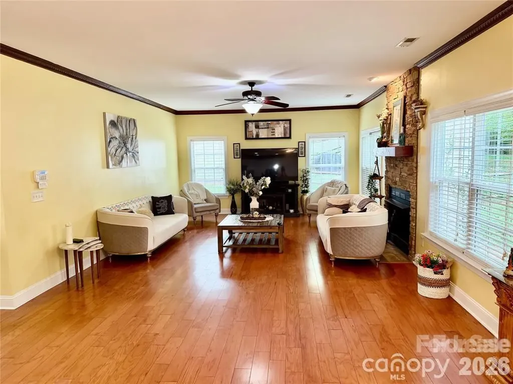 1518 Squirrel Lake Court Matthews NC 28105