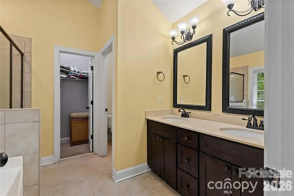 1518 Squirrel Lake Court Matthews NC 28105