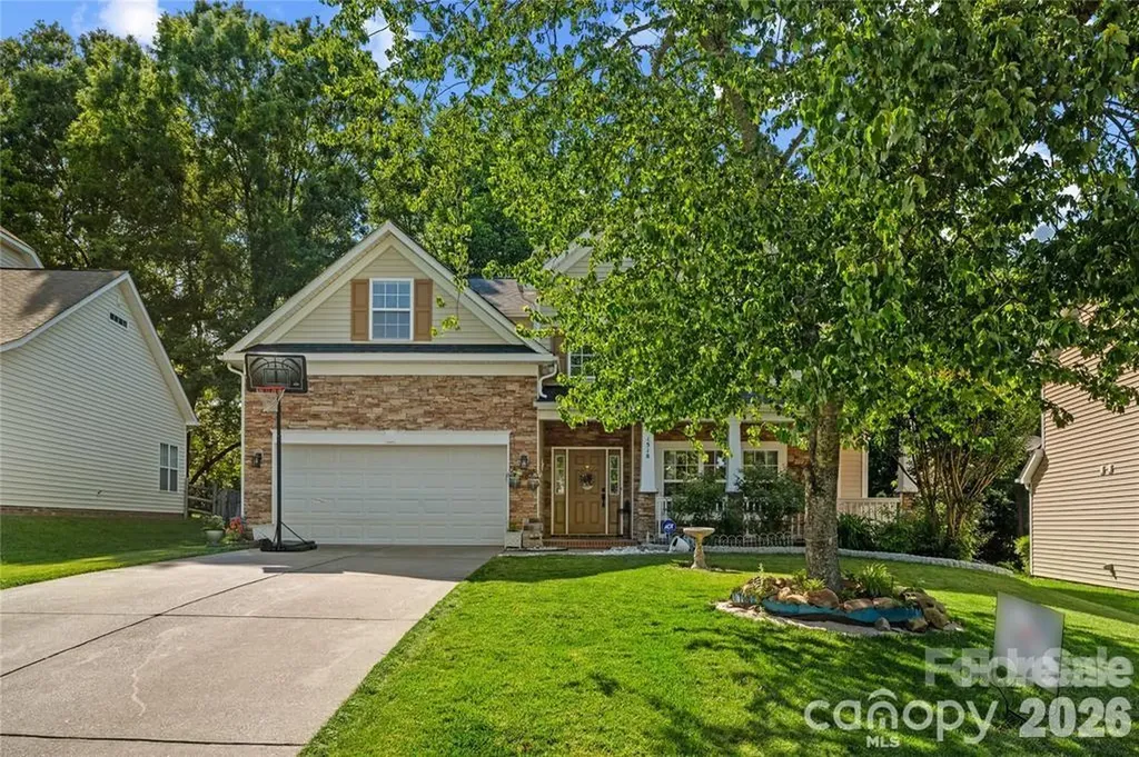 1518 Squirrel Lake Court Matthews NC 28105