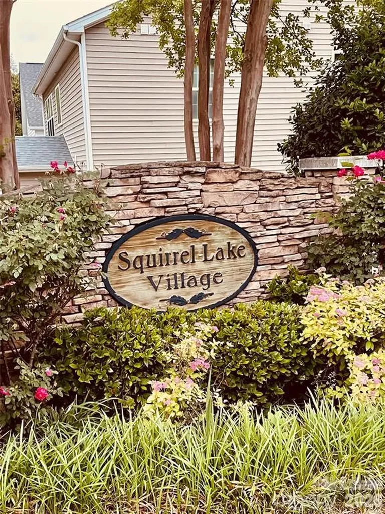 1518 Squirrel Lake Court Matthews NC 28105