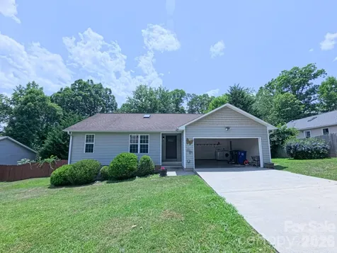 101 Tail Feather Lane Candler NC 28715