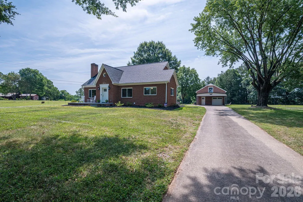 1403 Wehunt Store Road Cherryville NC 28021