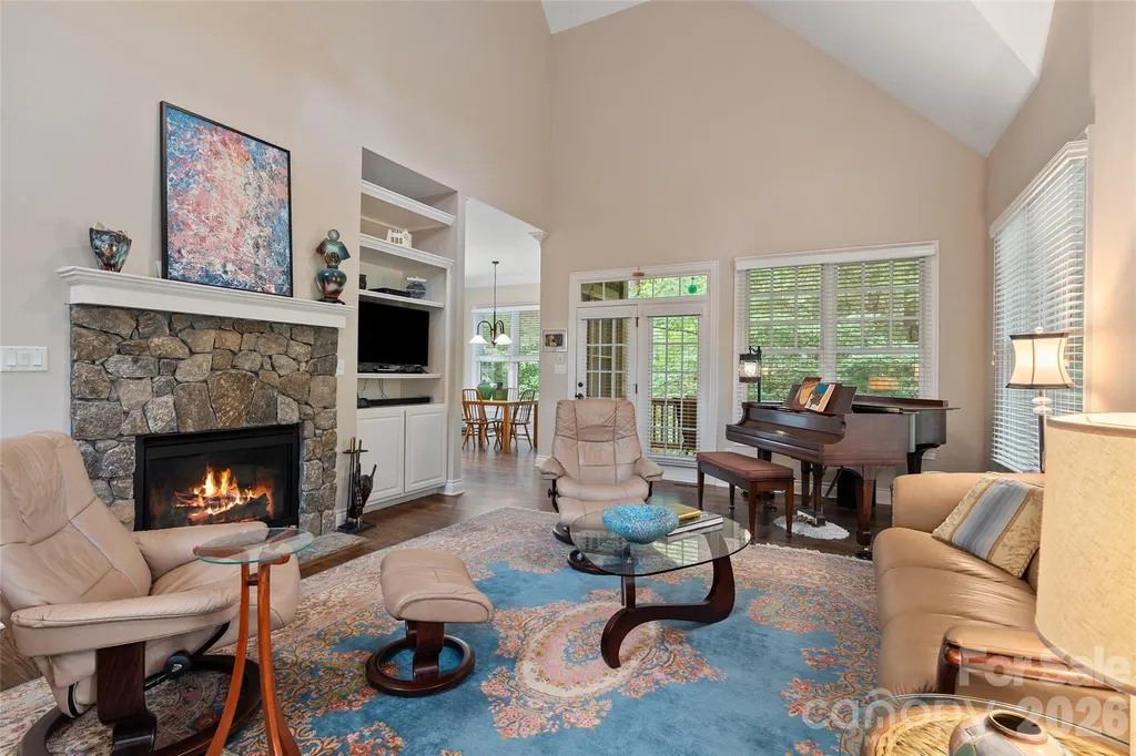 626 Wickhams Fancy Drive Candler NC 28715