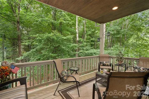 626 Wickhams Fancy Drive Candler NC 28715
