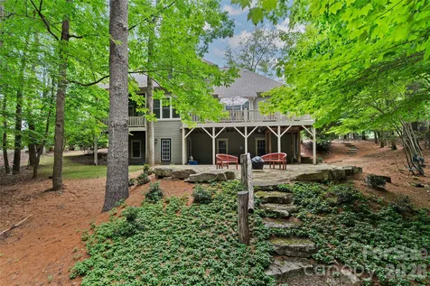 626 Wickhams Fancy Drive Candler NC 28715