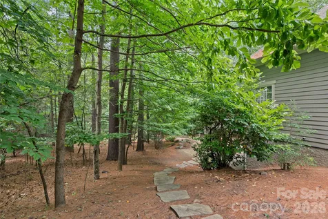 626 Wickhams Fancy Drive Candler NC 28715