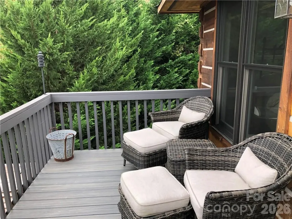 836 Burney Mountain Road Fletcher NC 28732