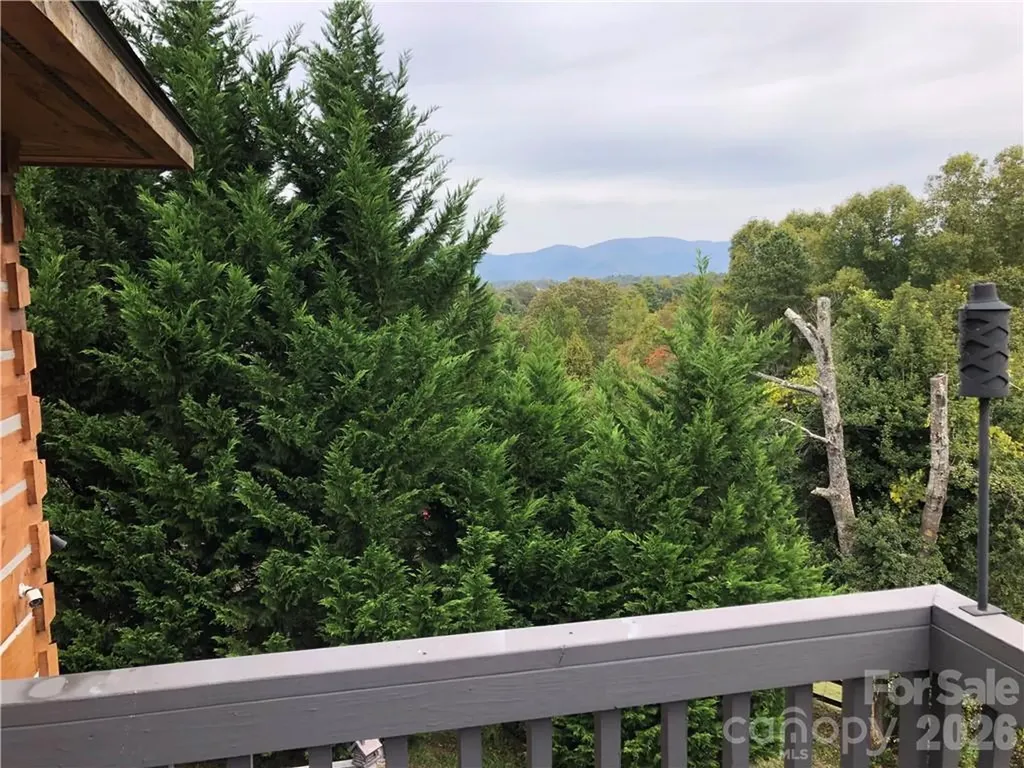 836 Burney Mountain Road Fletcher NC 28732