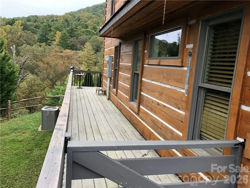 836 Burney Mountain Road Fletcher NC 28732