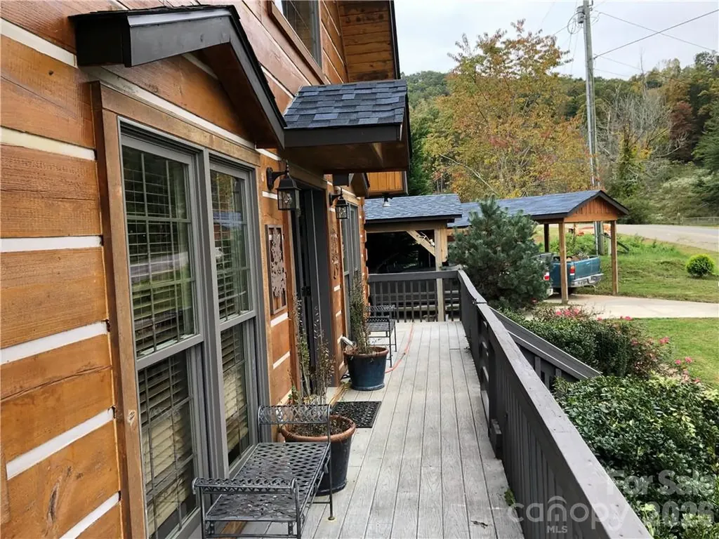 836 Burney Mountain Road Fletcher NC 28732
