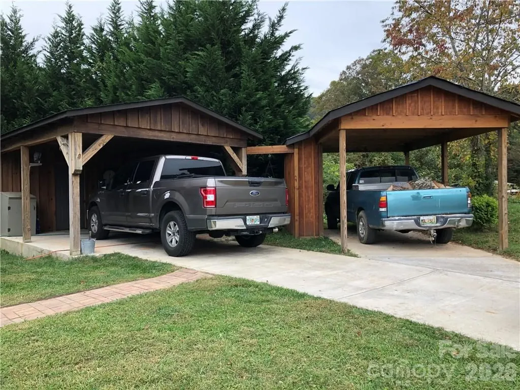 836 Burney Mountain Road Fletcher NC 28732
