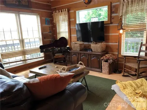 836 Burney Mountain Road Fletcher NC 28732
