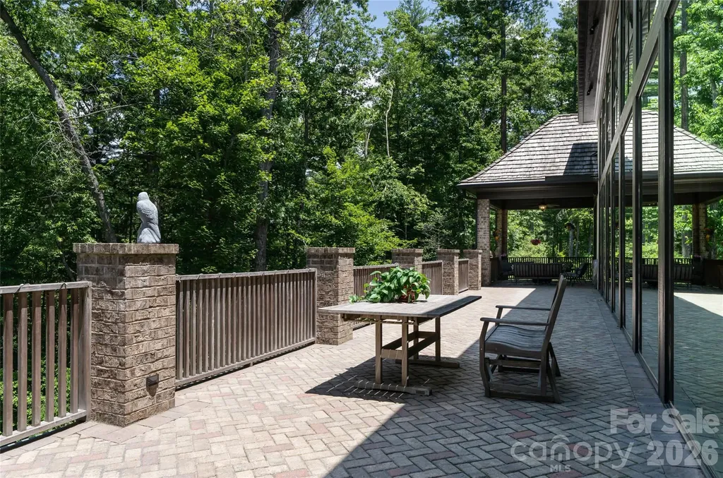 405 Ramble Way Asheville NC 28803
