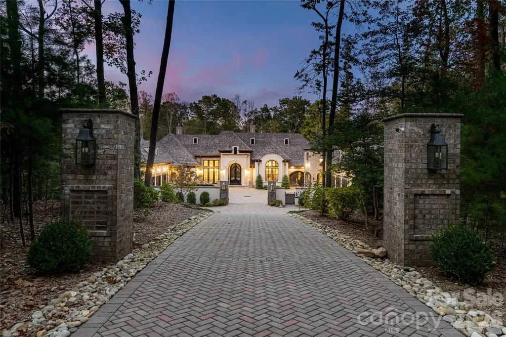 405 Ramble Way Asheville NC 28803