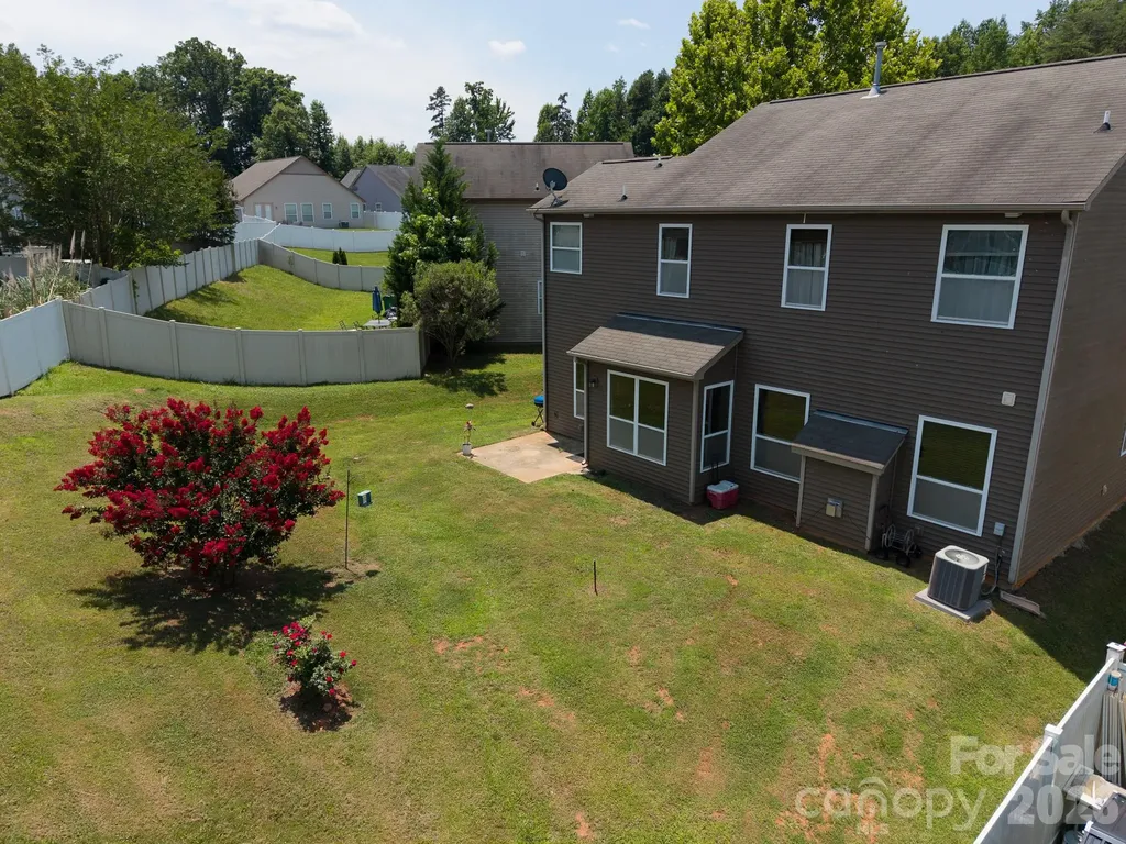 5610 Turtleback Court Charlotte NC 28269