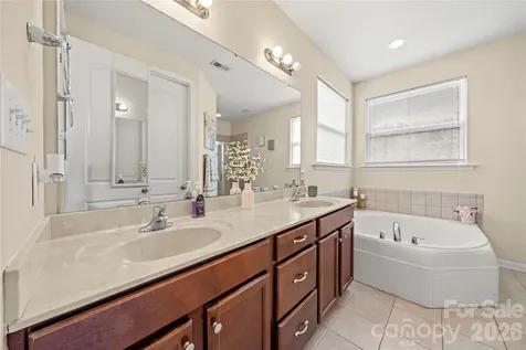 5610 Turtleback Court Charlotte NC 28269