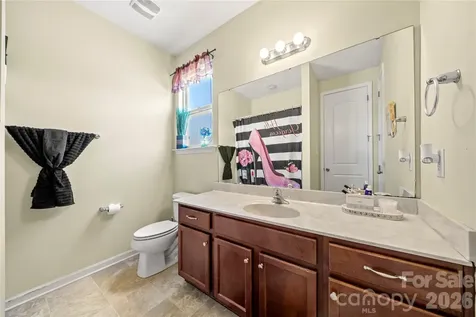 5610 Turtleback Court Charlotte NC 28269