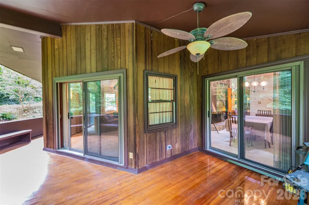 917 Cherokee Place SW Lenoir NC 28645