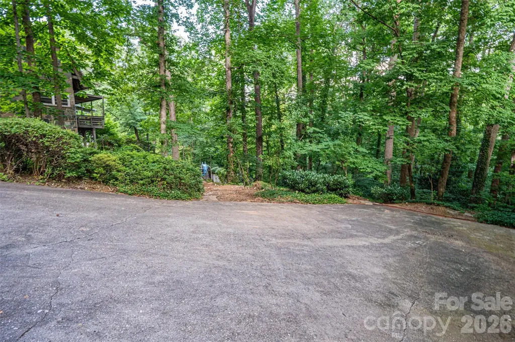 917 Cherokee Place SW Lenoir NC 28645