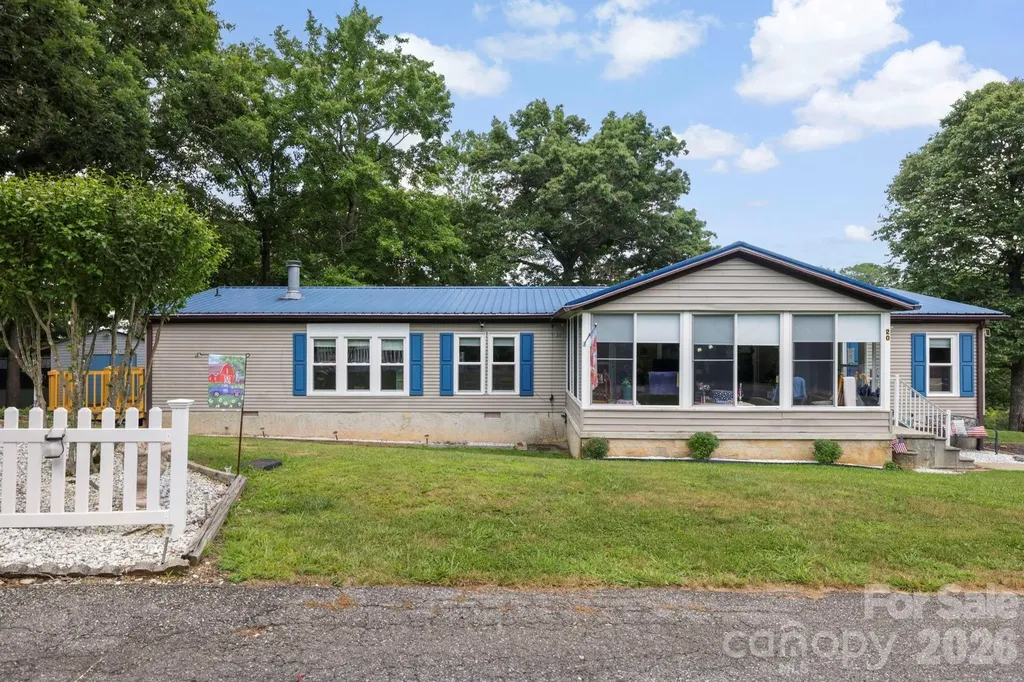 20 Little Austin Lane Leicester NC 28748