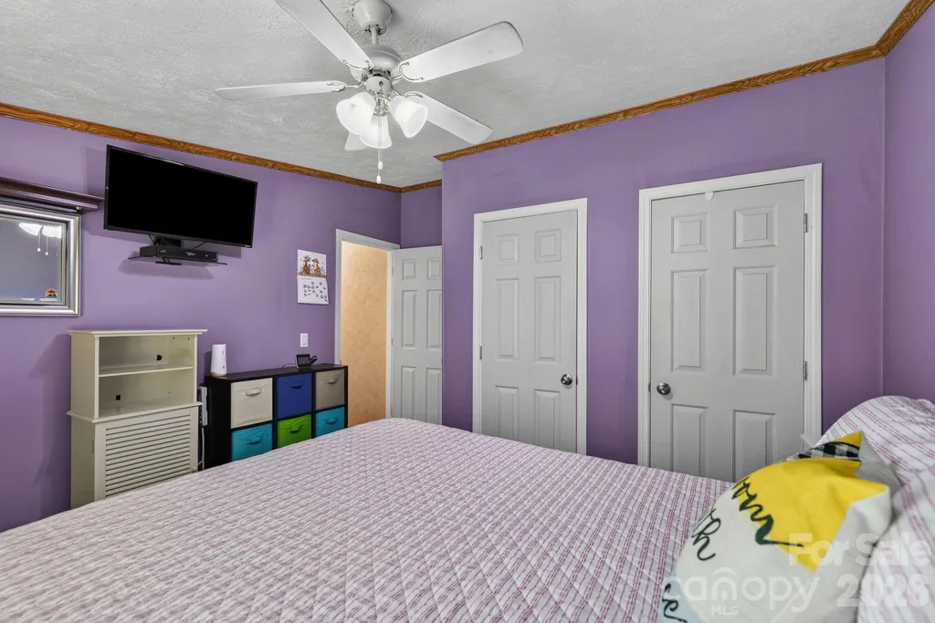 20 Little Austin Lane Leicester NC 28748