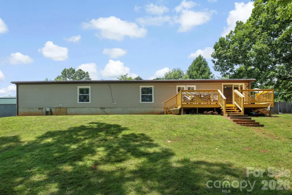 20 Little Austin Lane Leicester NC 28748
