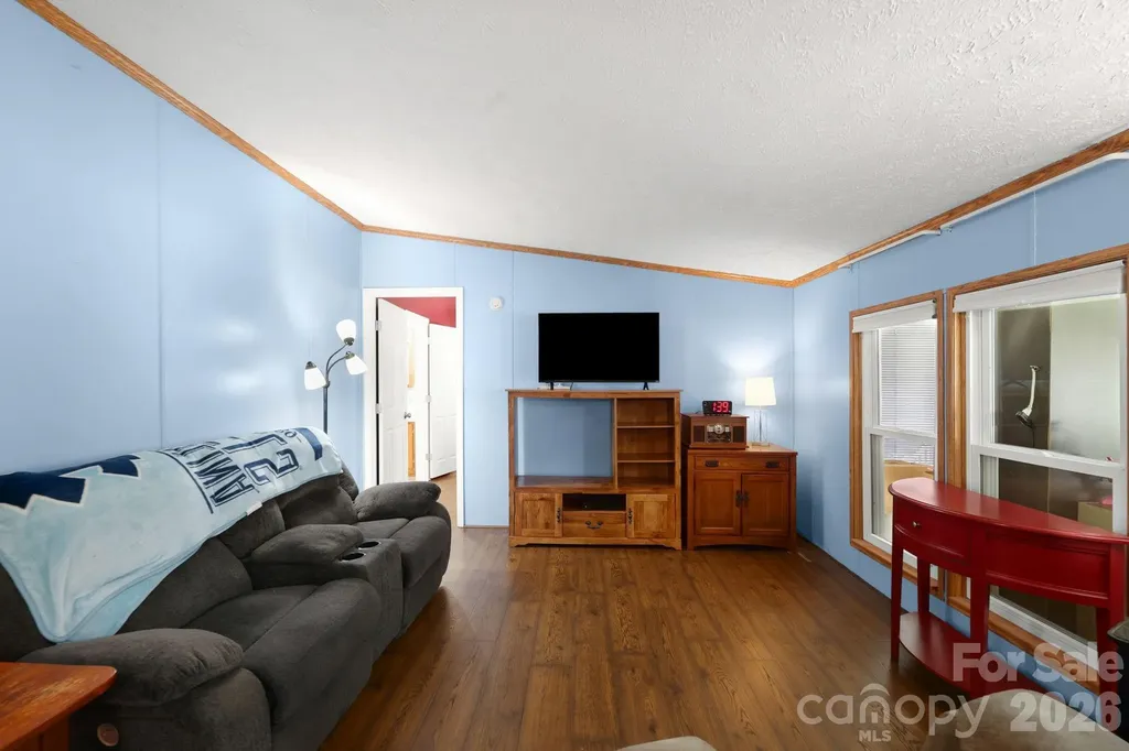 20 Little Austin Lane Leicester NC 28748