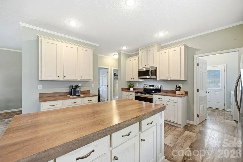 2460 Buffalo Hills Drive Concord NC 28025