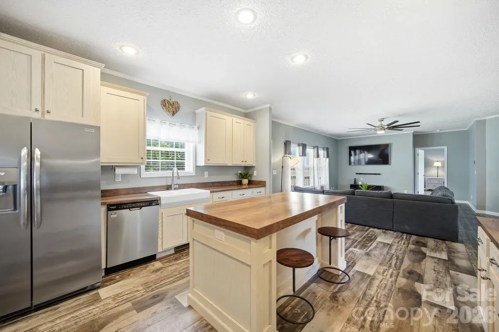 2460 Buffalo Hills Drive Concord NC 28025
