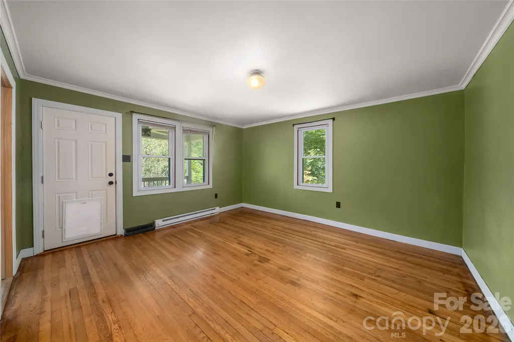 1271 Upper Brush Creek Road Fairview NC 28730
