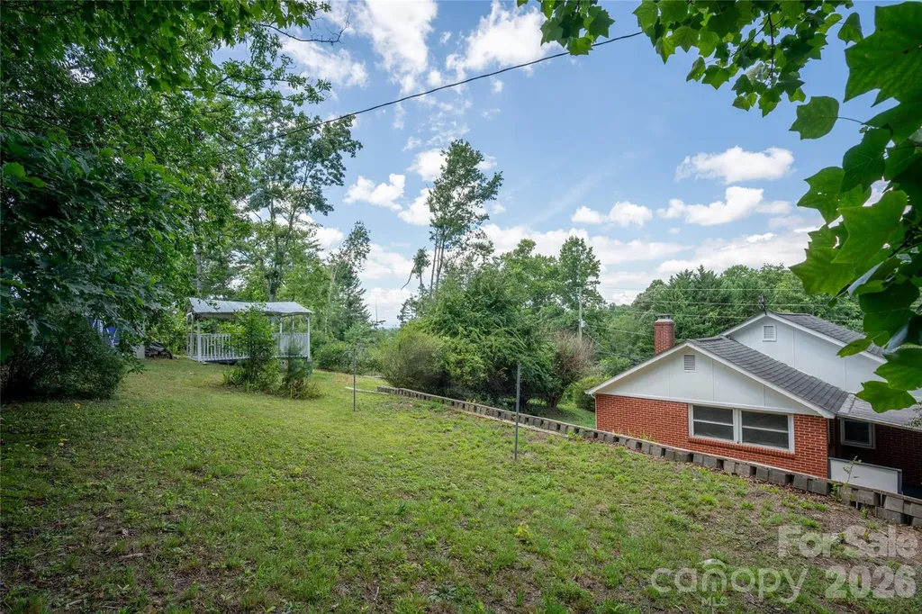 1271 Upper Brush Creek Road Fairview NC 28730