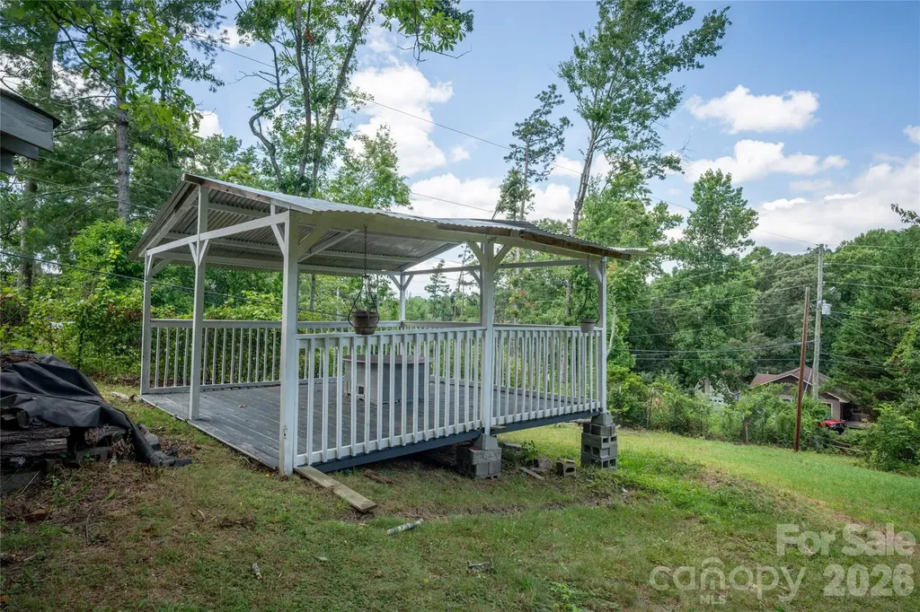 1271 Upper Brush Creek Road Fairview NC 28730
