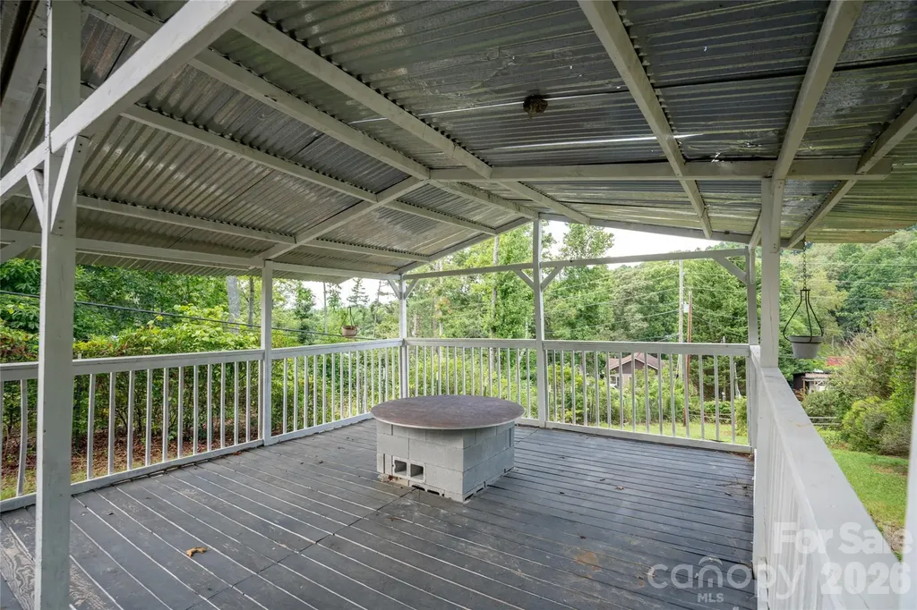 1271 Upper Brush Creek Road Fairview NC 28730