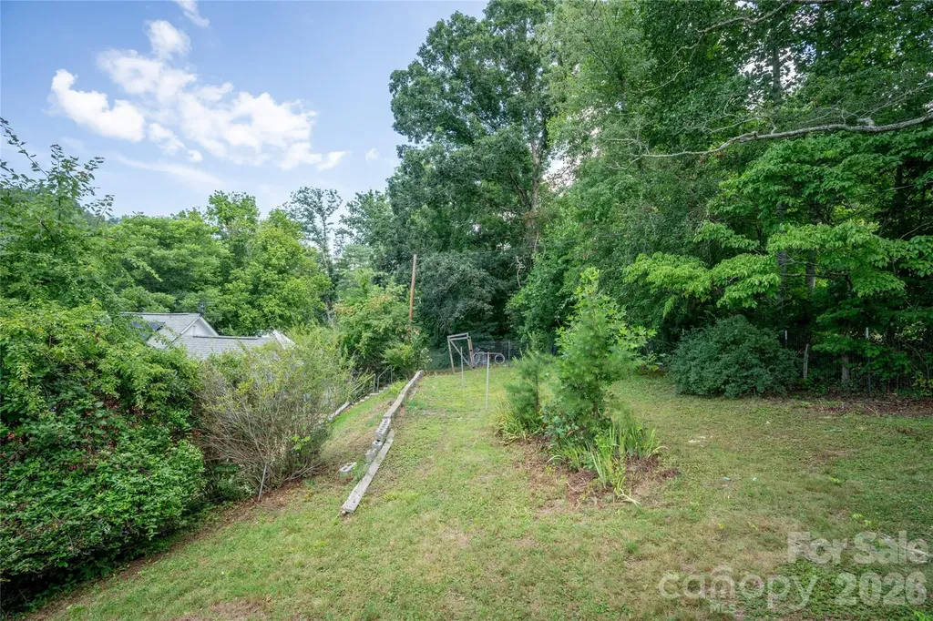 1271 Upper Brush Creek Road Fairview NC 28730