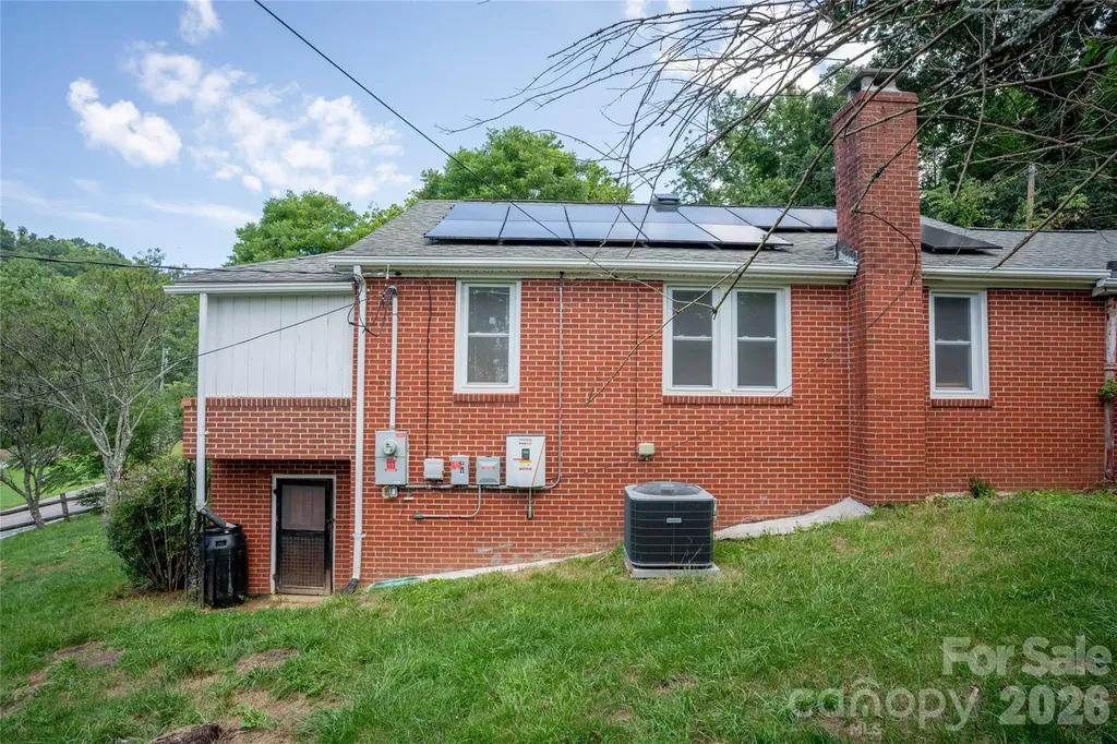 1271 Upper Brush Creek Road Fairview NC 28730