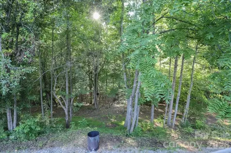1646 Silver Street Morganton NC 28655