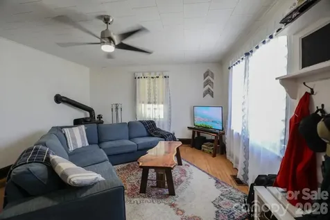 1646 Silver Street Morganton NC 28655