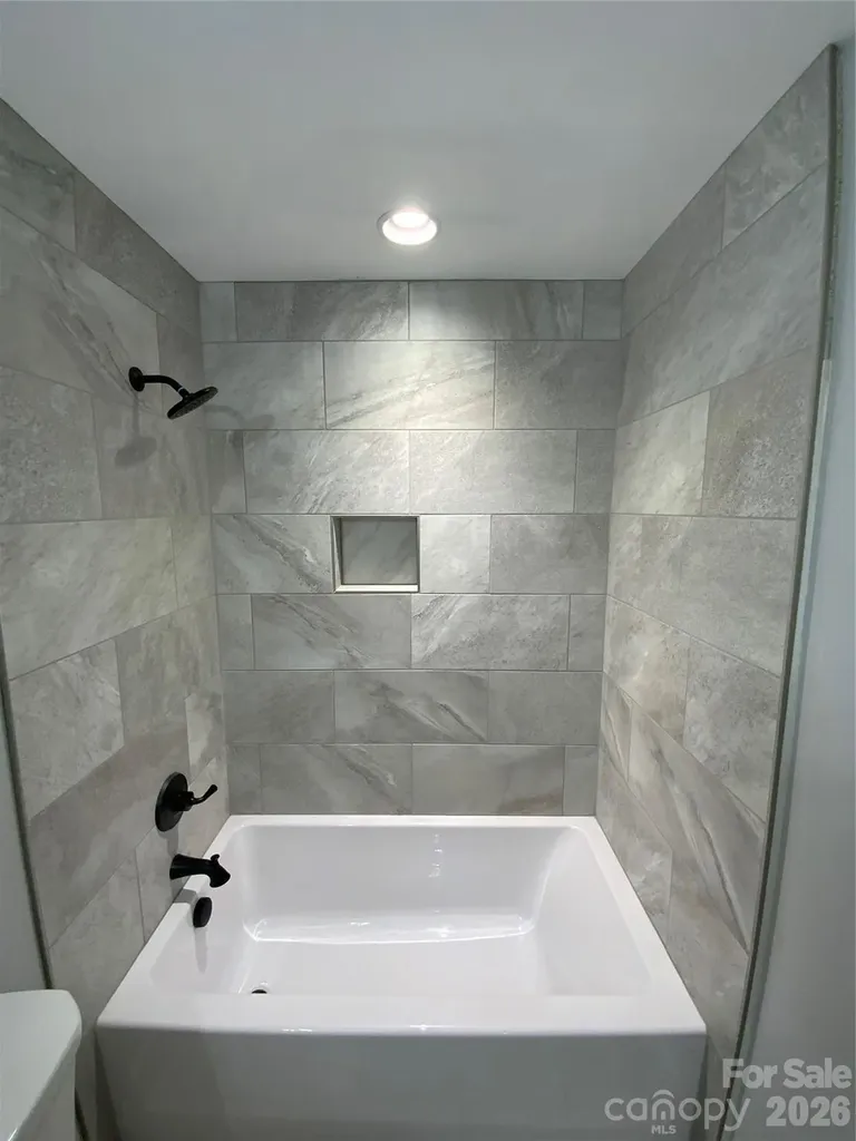 260 Forest Lake Road Forest City NC 28043