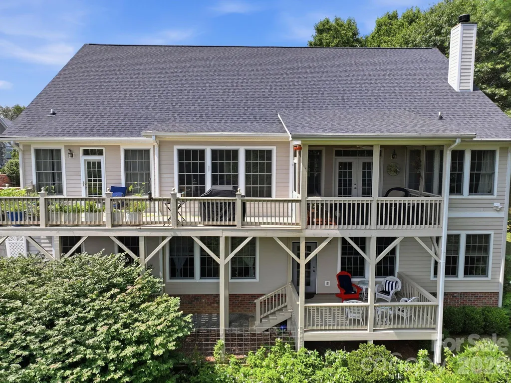19 Thornapple Drive Hendersonville NC 28739